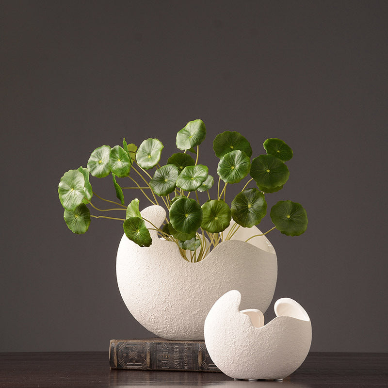 Simple White Ceramic Decorative Vase