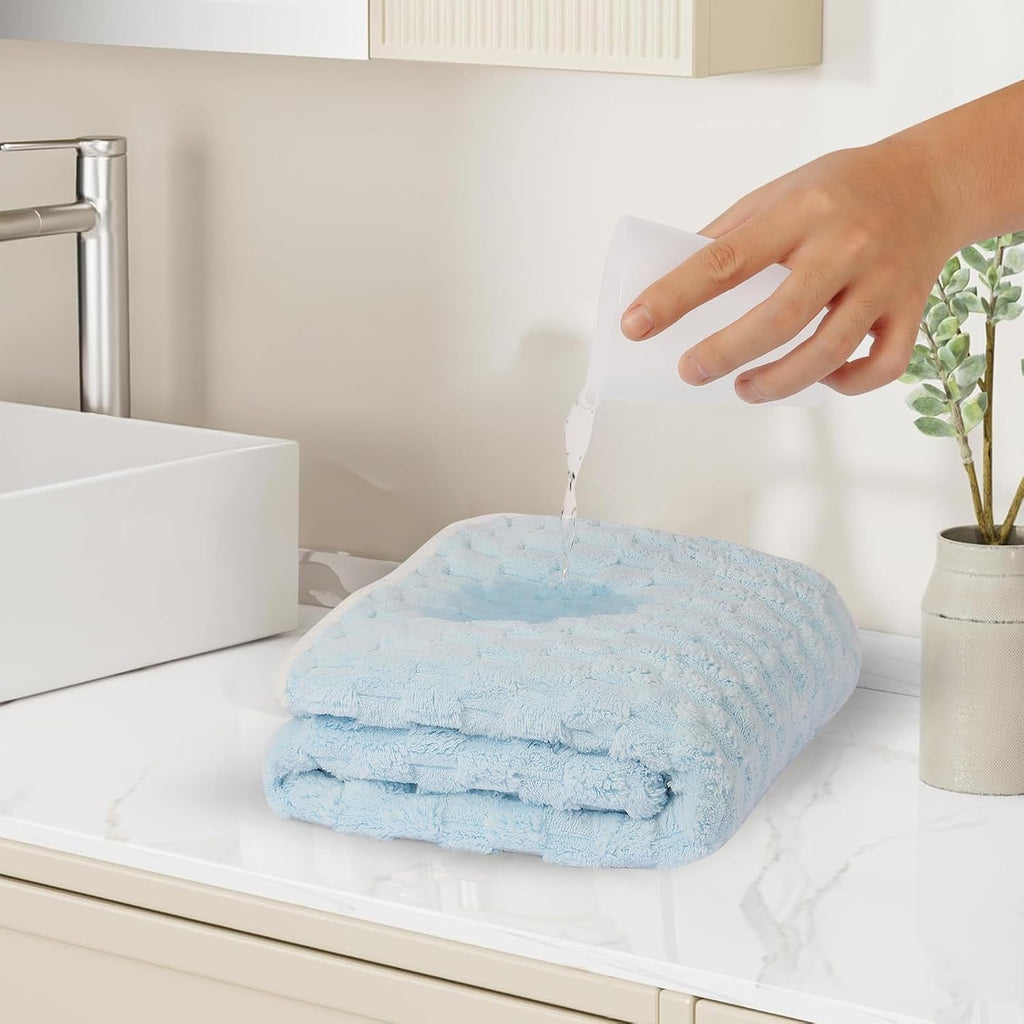 Luxury Microfiber Bath Towels – 4‑Pack  Ultra‑Soft, Quick‑Dry, 8× Absorbent  Lightweight & Hypoallergenic Bath Sheets (27.5×55 in) – Mixed Colors